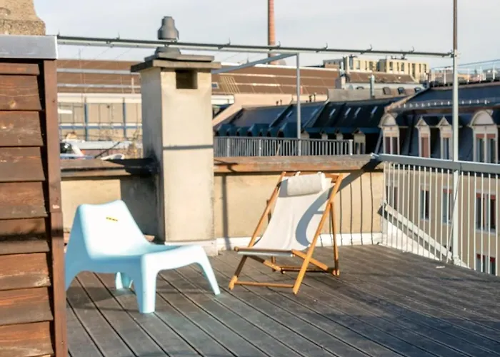 Διαμέρισμα Cozy With Roof Terrace For 3 Ζυρίχη