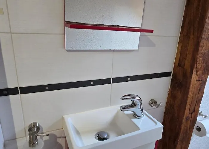 Апартаменты Cozy With Roof Terrace For 3 *