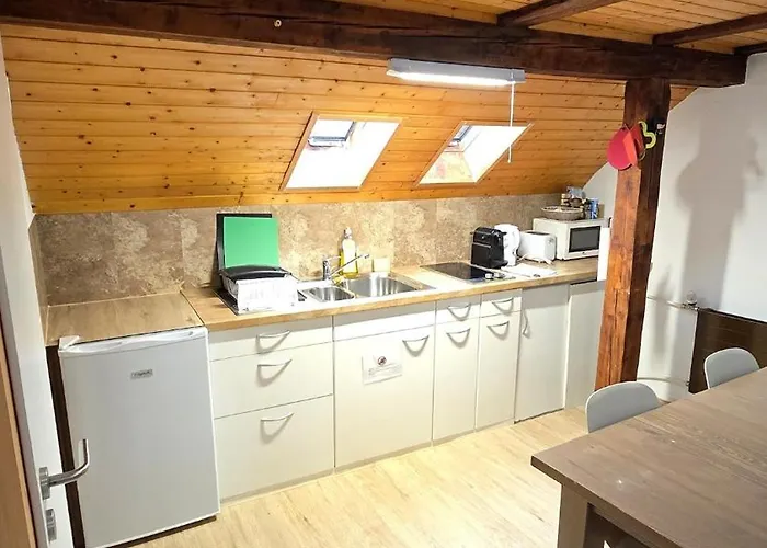 Apartment Cozy With Roof Terrace For 3