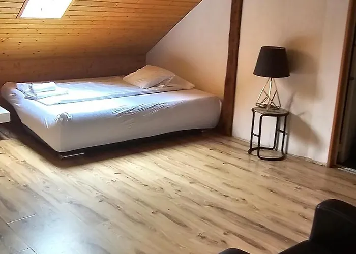 Διαμέρισμα Cozy With Roof Terrace For 3 Ζυρίχη