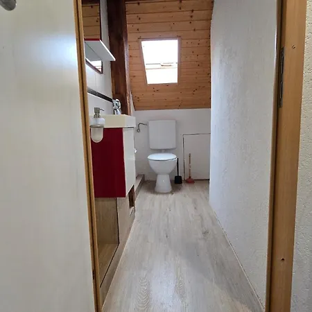 Apartment Cozy With Roof Terrace For 3 *